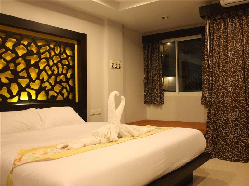 Patong The Silk Hill Hotel מראה חיצוני תמונה