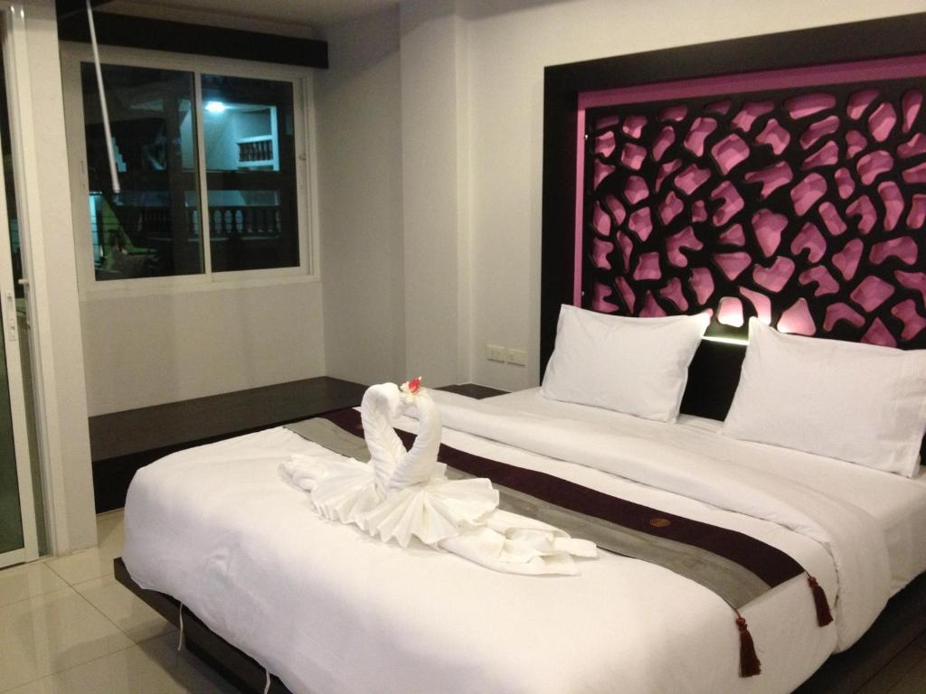 Patong The Silk Hill Hotel חדר תמונה