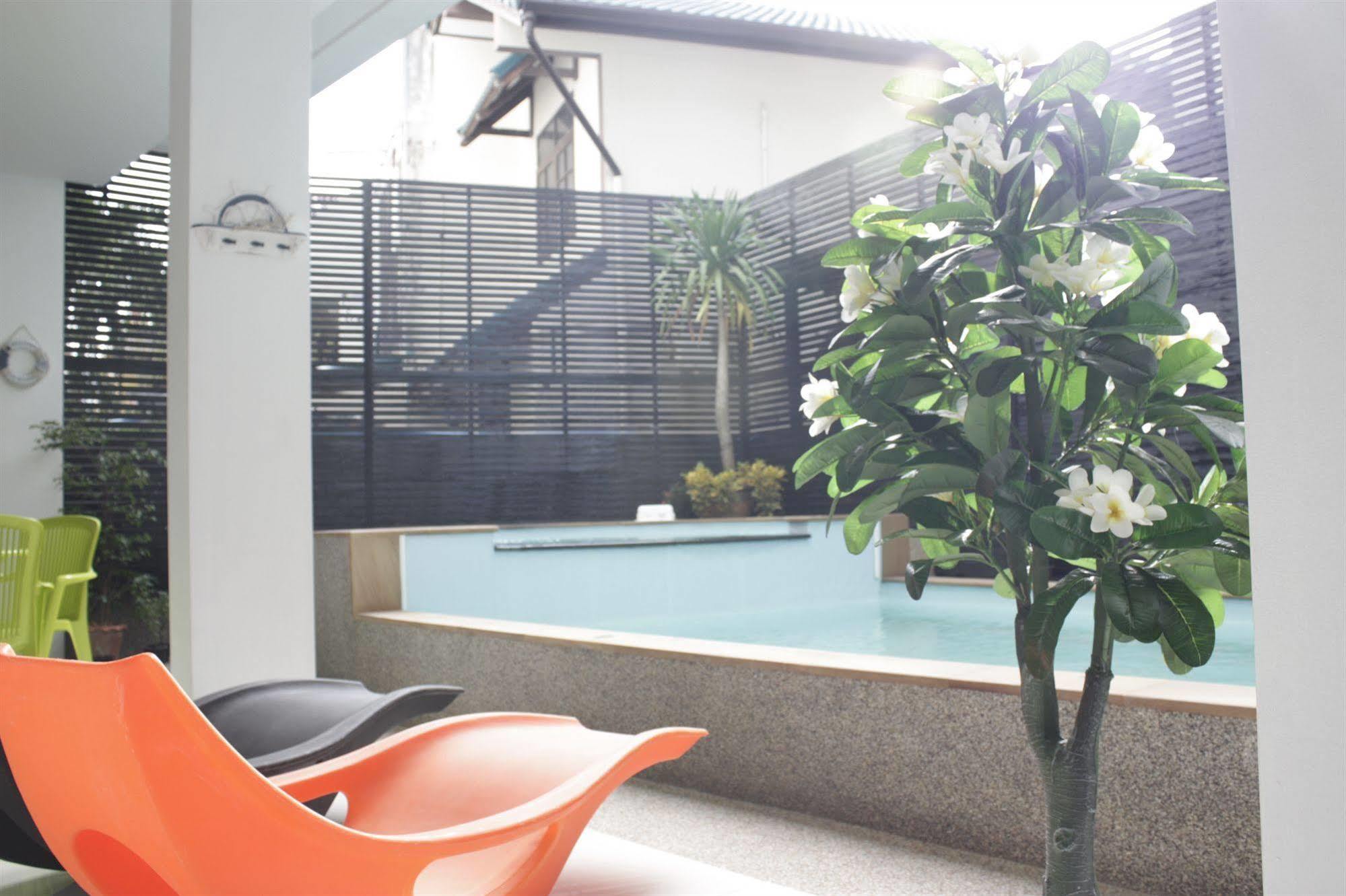 Patong The Silk Hill Hotel מראה חיצוני תמונה
